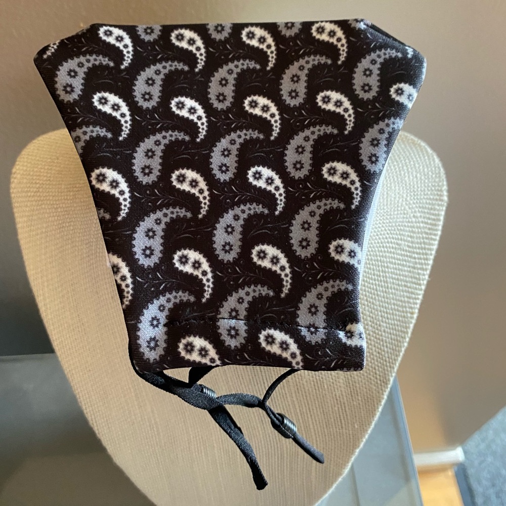 🆑 Ying Yang Paisley Face Mask 😷 - Picture 5 of 10